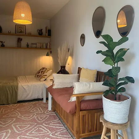 Cosy En Conteneur-maritime Tabre